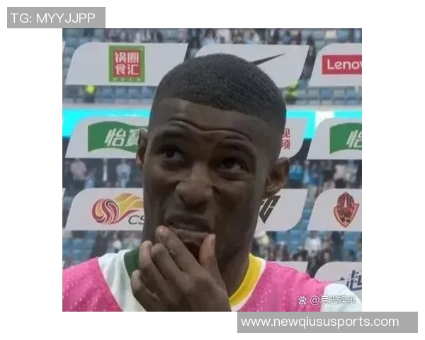 法比奥幽默回应裤子破洞事件揭示他为比赛付出的努力与坚持